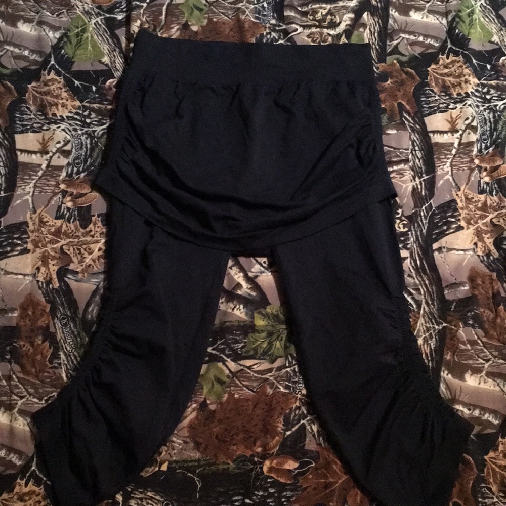 Athleta skirted leggings!!!!